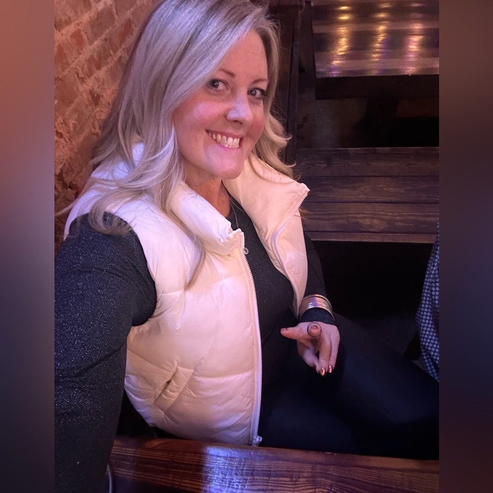 Meet your Posher, Stephanie